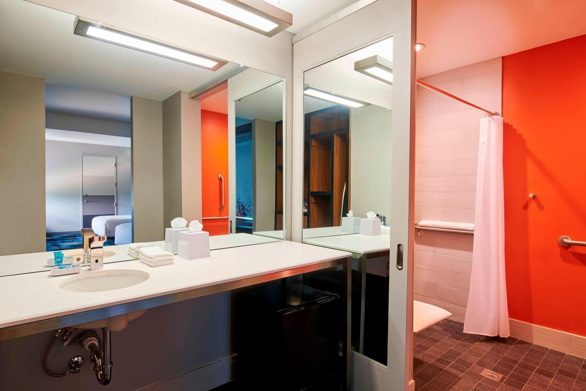 Hotel Aloft Cleveland Airport à North Olmsted Extérieur photo