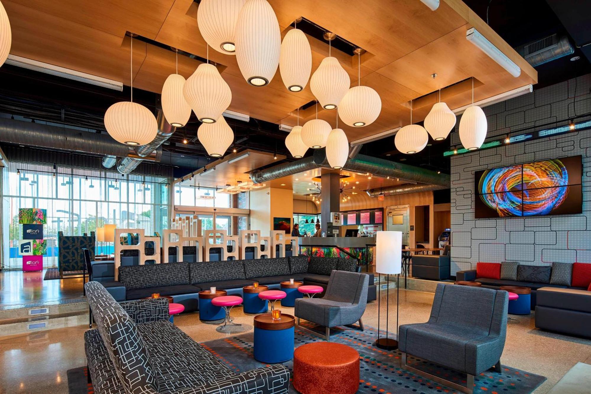 Hotel Aloft Cleveland Airport à North Olmsted Extérieur photo
